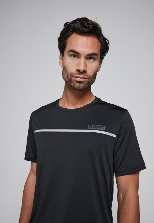 Men's sports shirt - sustainable