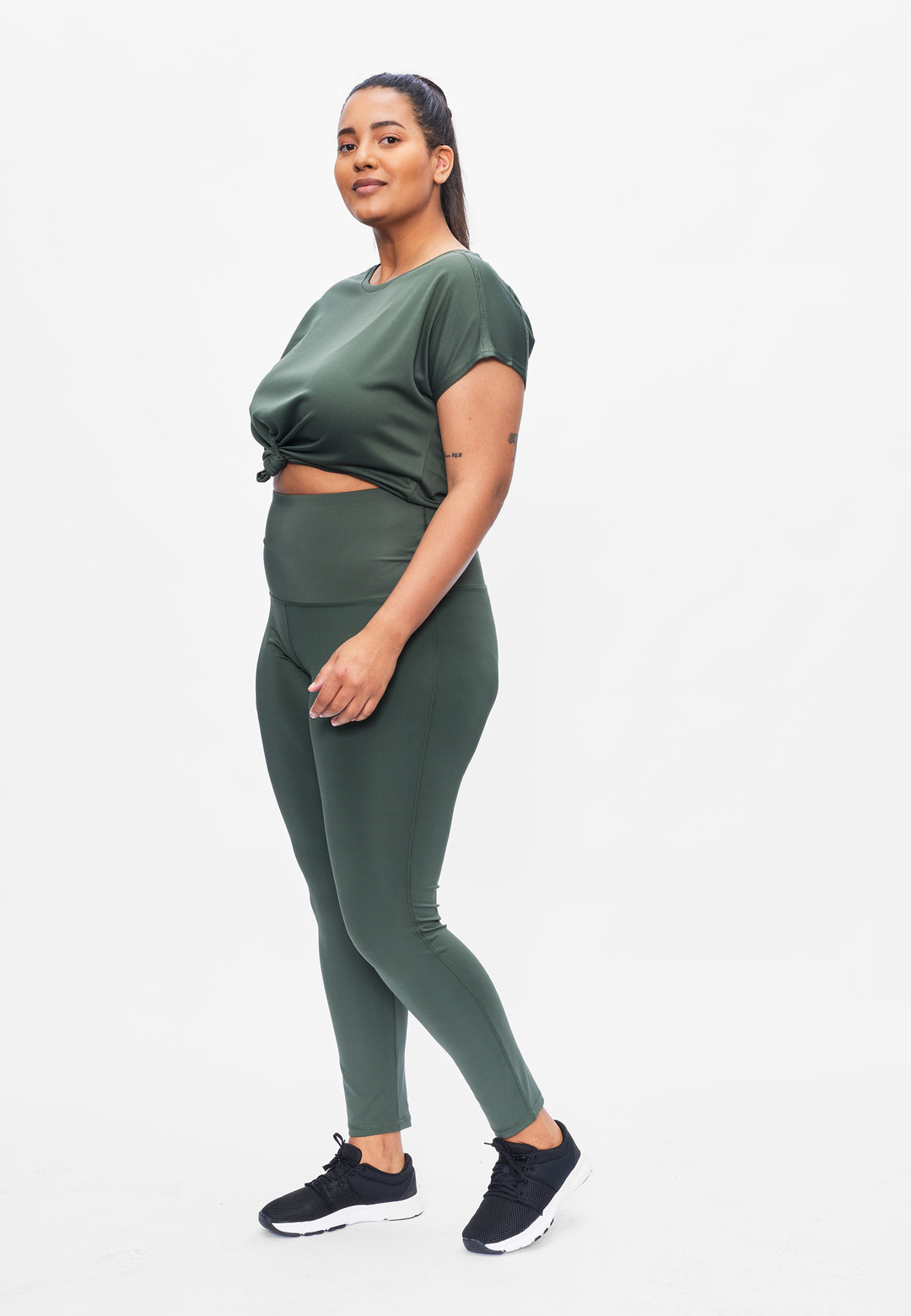 Perfect Belle - Shaping tight - Sustainable Plus size Green