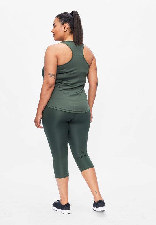 Perfect Lizzy - Sports top - Sustainable Plus size Green