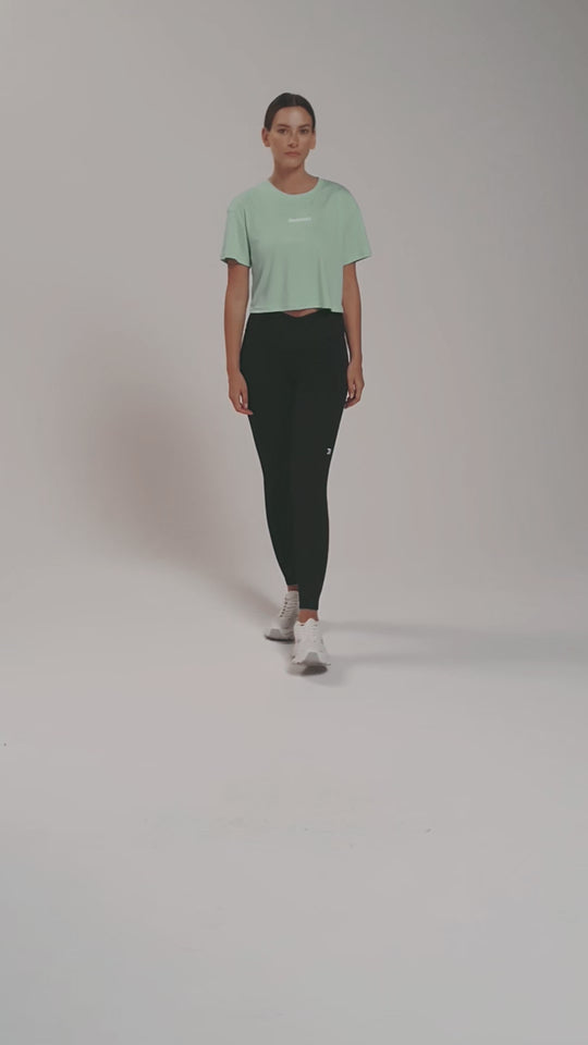 Sublime Nova - Cropped Sports shirt - Sustainable Green