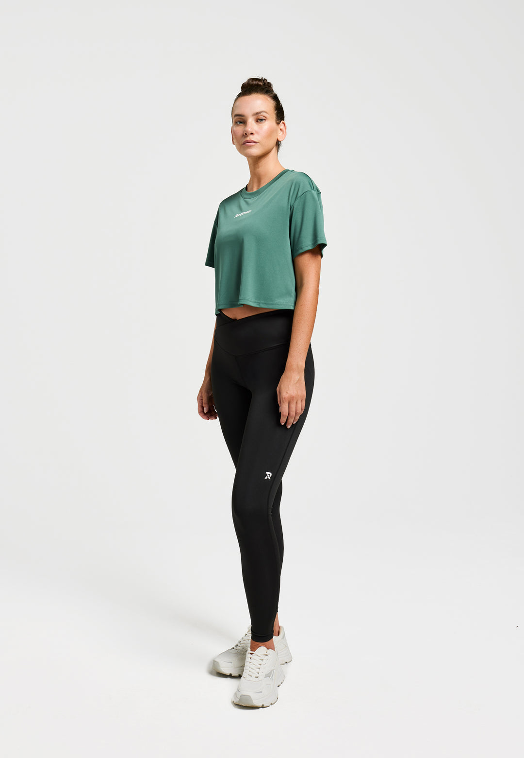 Sublime Nova - Cropped Sports shirt - Sustainable Dark Green